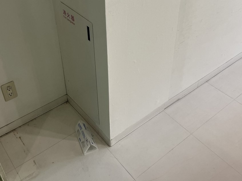 コーナー壁破損部　修繕完了